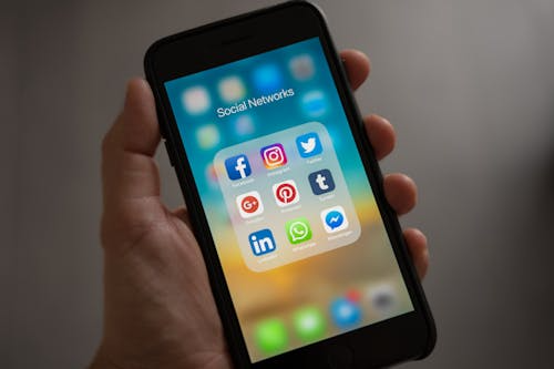 Why LinkedIn Became the #2 AI Citation Source (and How to Earn LinkedIn-Style Citations)