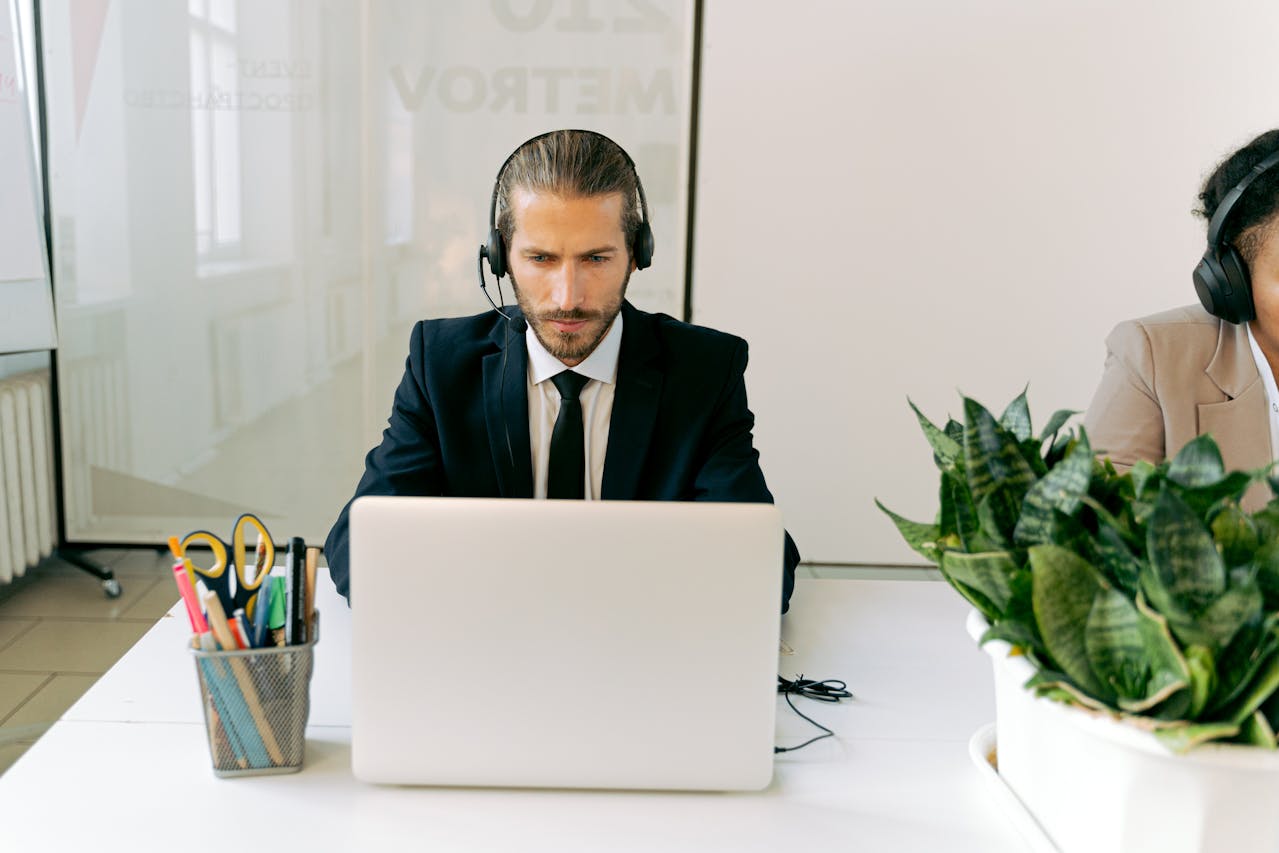 Using AI Agents for Link Prospecting at Scale