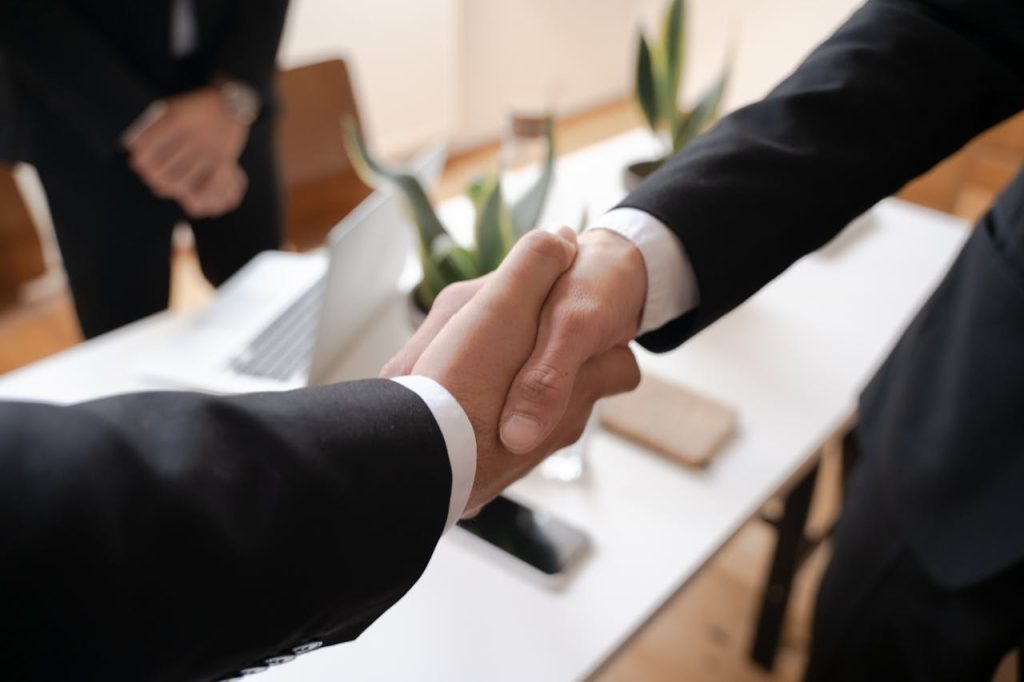 Negotiating Link Placements: Frameworks That Win More Yeses