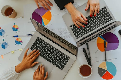 Employee Advocacy Programmes That Earn Links (Not Just Shares)