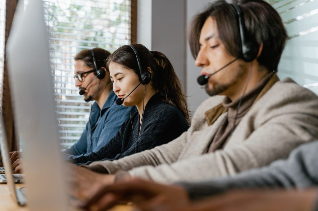 Multi-Agent AI Workflows for Outreach: Prospecting, Writing and Sending in 2026