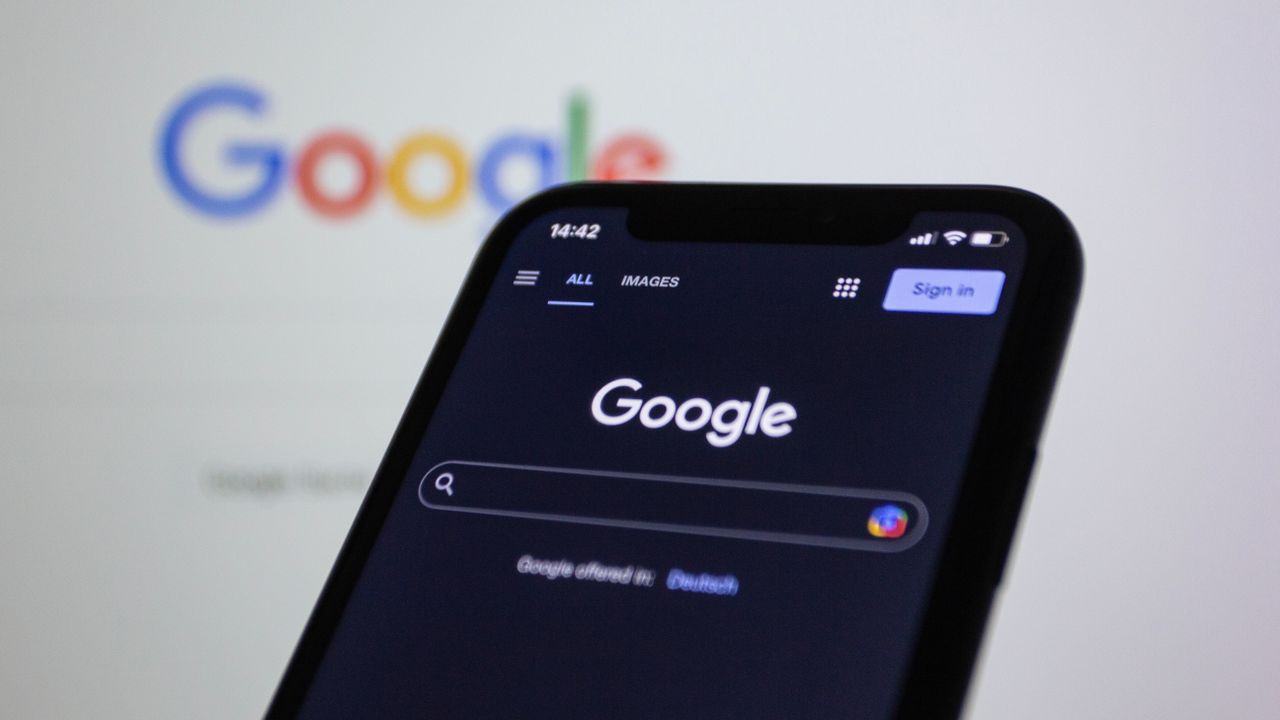 google ai mode vs overviews