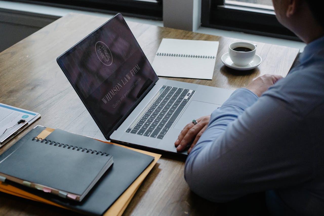 injury law firm link building